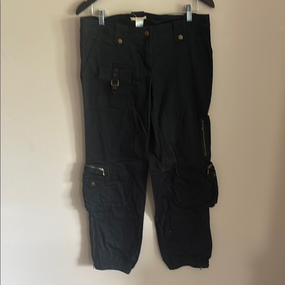 Forever 21 Black Cargo Pants Relaxed Fit